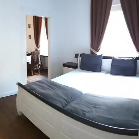 Haus Am Jakobsweg Apartment *